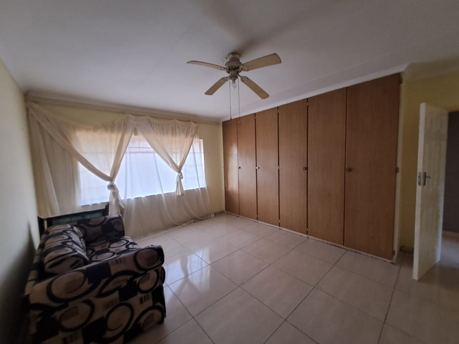 4 Bedroom Property for Sale in Vaalpark Free State